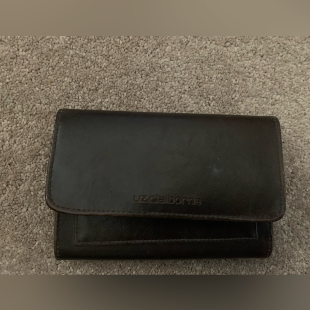 Liz Claiborne wallet